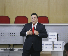 O controlador geral do Estado, Raul Siqueira, durante a apresentação do programa de compliance para servidores públicos, das secretarias, autarquias e empresas públicas. Curitiba, 03-04-19.Foto: Arnaldo Alves / ANPr.