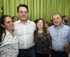 O município de Mauá da Serra, no Vale do Ivaí, ganhará uma nova escola estadual. O governador Carlos Massa Ratinho Junior esteve no município nesta quarta-feira (10) para assinar a ordem de serviço para a construção do Colégio Estadual Vilson Miranda, que terá capacidade para 840 estudantes. O investimento é de R$ 5 milhões.  -  Mauá da Serra, 10/04/2019  -  Foto: Rodrigo Félix Leal/ANPr