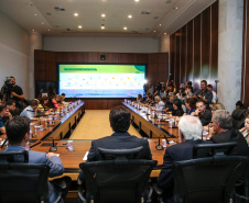 O governador Carlos Massa Ratinho Junior participa nesta segunda-feira (15) de Coletiva de Imprensa com um balanço dos 100 dias de gestão.   Curitiba, 15/04/2019 -  Foto: Geraldo Bubniak/ANPr