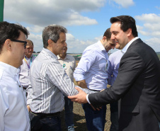 Governador Carlos Massa Ratinho Júnior visita a fábrica da Klabin em Ortigueira, na assinatura de convênio com a empresa e a prefeitura do município para a construção da Escola Técnica de Operação Florestal e Agrícola.  -  Ortigueira, 16/04/2019  -  Foto: Jaelson Lucas/ANPr