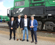 Governador Carlos Massa Ratinho Júnior visita a fábrica da Klabin em Ortigueira, na assinatura de convênio com a empresa e a prefeitura do município para a construção da Escola Técnica de Operação Florestal e Agrícola.  -  Ortigueira, 16/04/2019  -  Foto: Jaelson Lucas/ANPr