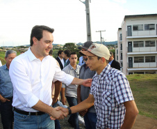 Governador Carlos Massa Ratinho Júnior visita a fábrica da Klabin em Ortigueira, na assinatura de convênio com a empresa e a prefeitura do município para a construção da Escola Técnica de Operação Florestal e Agrícola. - Ortigueira, 16/04/2019 - Foto: Jaelson Lucas/ANPr