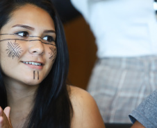 Solenidade de assinatura do projeto de lei, a ser enviado à Assembleia Legislativa, propondo a criação do Conselho Estadual dos Povos Indígenas do Paraná.  -  Curitiba, 17/04/2019  -  Foto:  Rodrigo Félix Leal/ANPr