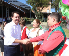 O governador Carlos Massa Ratinho Junior e o ministro da Cidadania, Osmar Terra, lançam o programa Criança Feliz . Curitiba, 18/04/2019 - Foto: Rodrigo Felix Leal/ANPr