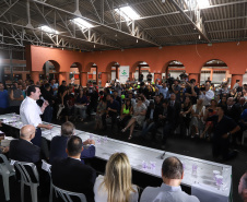 O governador Carlos Massa Ratinho Junior e o ministro da Cidadania, Osmar Terra, lançam o programa Criança Feliz . Curitiba, 18/04/2019 - Foto: Rodrigo Felix Leal/ANPr