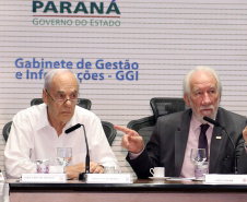 Governador em exercicio, Darci Piana, durante  reunião da equipe de governo..Foto Gilson Abreu ANPr