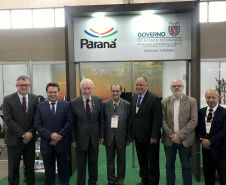 Com a participação do vice-governador Darci Piana, a Paraná Turismo, vinculado à Secretaria de Estado do Desenvolvimento Sustentável e Turismo, apresentou nesta sexta-feira (3) o estande “15ª Mostra das Regiões Turísticas do Paraná”, com uma área de 430 metros, com o objetivo de mostrar as 14 regiões com maior potencial turístico do Estado.Foto: Divulgação/SEDST