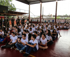 O governador Carlos Massa Ratinho Junior lança o programa Escola Segura. Foz do Iguaçu, 09/05/2019 - Foto: Geraldo Bubniak/ANPr