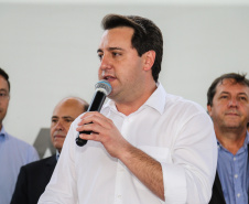 O governador Carlos Massa Ratinho Junior lança o programa Escola Segura. Foz do Iguaçu, 09/05/2019 - Foto: Geraldo Bubniak/ANPr