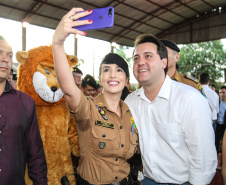 O governador Carlos Massa Ratinho Junior lança o programa Escola Segura. Foz do Iguaçu, 09/05/2019 - Foto: Geraldo Bubniak/ANPr