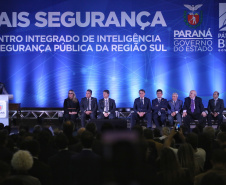 O governador Carlos Massa Ratinho Junior destacou nesta sexta-feira (10) que as forças de segurança do Paraná conseguiram reduzir em 32% o número de homicídios nos primeiros 120 dias deste ano, na comparação com o mesmo quadrimestre do ano passado