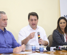 O governador Carlos Massa Ratinho Junior recebe a imprensa para entrevista coletiva, na Expoingá. Maringá,16/05/2019. FotoGilson Abreu/ANPr