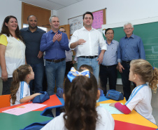  O governador Carlos Massa Ratinho Junior também inaugurou nesta quinta-feira (16) o CMEI José Prestes Neto, no Jardim Alvorada, em Maringá. O prédio de 3 mil metros quadrados tem capacidade para até 500 alunos do berçário ao 5° ano.Foto Rodrigo Felix Leal/ANPr