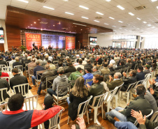 O governador Carlos Massa Ratinho Junior e o presidente da Copel, Daniel Pimentel Slaviero, anunciam nesta sexta-feira (24) os investimentos da Companhia na região Oeste do Paraná para os próximos três anos. Foto: Rodrigo Felix Leal/ANPr