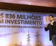 O governador Carlos Massa Ratinho Junior e o presidente da Copel, Daniel Pimentel Slaviero, anunciaram nesta sexta-feira (24) os investimentos da Companhia na região Oeste do Paraná para os próximos três anos. Foto: Jaelson Lucas/ANPr