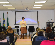 Primeira etapa do 4º Ciclo de Videoconferências dedicado, neste ano, a discutir a Prevenção de Violência e Promoção da Cultura da Paz. A ideia é capacitar gestores e profissionais que atuam em políticas públicas para identificar e prevenir situações de risco de violência virtual contra crianças e adolescentes.  -  Curitiba, 27/05/2019  -  Foto:  Americo Antonio