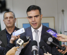 Coletiva na Delegacia de Combate a Corrupção, sobre a Operação Peça Chave. N/F: diretor geral da secretaria de Administração e Previdência, Braulio Cesco Fleury.Curitiba, 28-05-19Foto: Arnaldo Alves / ANPr.