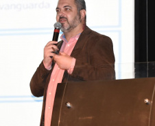 O segundo dia do Encontro Estadual de Gestores de Turismo promovido pela Paraná Turismo foi marcado por duas apresentações importantes e visitas técnicas O diretor técnico da Paraná Turismo Rafael Andreguetto fez a abertura.  Curitiba, 28/05/2019  -  Foto:  Denis Ferreira Netto/SEDEST