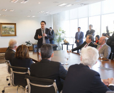 O governador Carlos Massa Ratinho Junior libera recursos para bolsas de pesquisa e extensão, para pesquisadores das universidades e institutos de pesquisa do Paraná.Curitiba, 04-06-19.Foto: Arnaldo Alves/ANPr