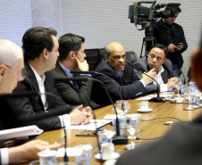 Governador Carlos Massa Ratinho Junior coordena reunião com a equipe de governo.  -  Curitiba, 25/06/2019  -  Foto: Jaelson Lucas/ANPr