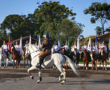 O governador Carlos Massa Ratinho Junior e o presidente em exercício Hamilton Mourão receberam nesta sexta-feira (28) a medalha Heróis da Cavalaria, da Polícia Montada Coronel Dulcídio. A condecoração foi entregue na cerimônia, em Curitiba, que comemora os 140 anos do regimento, que é a unidade mais antiga da Polícia Militar do Paraná.  -  Curitiba, 28/06/2019  -  Foto: José Fernando Ogura/ANPr