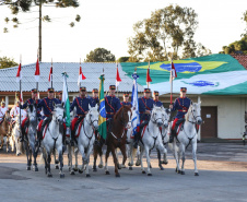 O governador Carlos Massa Ratinho Junior e o presidente em exercício Hamilton Mourão receberam nesta sexta-feira (28) a medalha Heróis da Cavalaria, da Polícia Montada Coronel Dulcídio. A condecoração foi entregue na cerimônia, em Curitiba, que comemora os 140 anos do regimento, que é a unidade mais antiga da Polícia Militar do Paraná.  -  Curitiba, 28/06/2019  -  Foto: José Fernando Ogura/ANPr