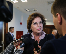 A prefeita Beti Pavin em entrevista. O Governador Carlos Massa Ratinho Junior assina liberação de recursos para pavimentação de vias urbanas de Colombo. Na foto, a prefeita Beti Pavin - Curitiba, 04/07/2019 -  Foto: Geraldo Bubniak/ANPr