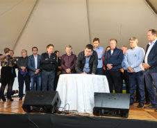 Entrega de moradias para 100 famílias de Marechal Cândido Rondon, no Oeste do Paraná, nesta segunda-feira (15). Marechal Cândido Rondon, 15/07/2019 -  Foto: Geraldo Bubniak/ANPr