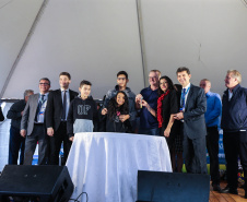 Entrega de moradias para 100 famílias de Marechal Cândido Rondon, no Oeste do Paraná, nesta segunda-feira (15). Marechal Cândido Rondon, 15/07/2019 -  Foto: Geraldo Bubniak/ANPr