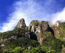 Parque Estadual do Pico Marumbi. Foto: Denis Ferreira Netto/SEDEST