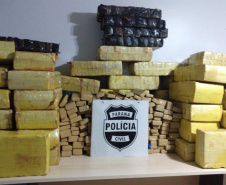 A Polícia Civil do Paraná (PCPR) apreendeu cerca de 3 toneladas de entorpecentes na semana passada, apenas entre quarta (17) e sexta-feira (19). As drogas que abasteceriam o tráfico no Estado foram interceptadas em rodovias durante quatro operações distintas.Foto:PCPR