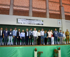 O Paraná está se consolidando como maior produtor de fio da seda de qualidade do mundo. Por conta disso, a demanda internacional pelo produto paranaense está aquecida, resultando em mais renda para produtores e pequenos municípios. Esse cenário promissor e as inovações tecnológicas introduzidas no setor foram temas do 36º Encontro Estadual de Sericicultura, realizado nesta quinta-feira (25) no município de Iretama, no Centro do Paraná. Foto: Divulgação/SEAB