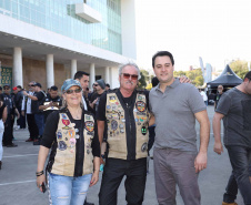 O governador Carlos Massa Ratinho Junior participou e deu as boas-vindas aos motoqueiros, presentes na benção em comemoração ao seu dia. Curitiba, 17-07-19.Foto: Arnaldo Alves / ANPr.