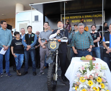 O governador Carlos Massa Ratinho Junior participou e deu as boas-vindas aos motoqueiros, presentes na benção em comemoração ao seu dia. Curitiba, 17-07-19.Foto: Arnaldo Alves / ANPr.