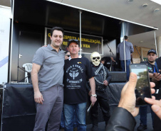 O governador Carlos Massa Ratinho Junior participou e deu as boas-vindas aos motoqueiros, presentes na benção em comemoração ao seu dia. Curitiba, 17-07-19.Foto: Arnaldo Alves / ANPr.