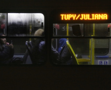 Os moradores de Araucária ganharam uma nova ligação de ônibus com Curitiba. Atendendo a uma reivindicação antiga dos moradores, a linha Vila Juliana foi estendida até o bairro Campina da Barra, na cidade da região metropolitana. Foto: José Fernando Ogura/ANPr