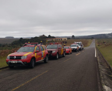 O Instituto Ambiental do Paraná (IAP), em parceria com o Corpo de Bombeiros, brigada de incêndio do Parque Estadual de Vila Velha e a Universidade Positivo promoveram nessa terça-feira (6) uma queima controlada na vegetação do Parque de Vila Velha. Foram 20 hectares de queima.Foto: Divulgação/IAP