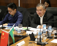 O governador Carlos Massa Ratinho Junior e técnicos da Secretaria de Infraestrutura e Logística apresentaram nesta quarta-feira (7) ao grupo China Merchants projetos ferroviários de curto, médio e longo prazos no Paraná