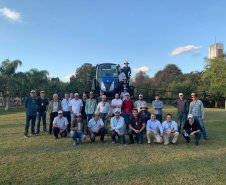 Na quarta-feira (7), começou a série de visitas técnicas na fábrica da New Holland e capacitação dos novos técnicos do Instituto Paranaense de Assistência Técnica e Extensão Rural (Emater), com palestrantes da Embrapa, Emater e Secretaria de Estado da Agricultura e do Abastecimento.