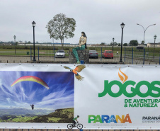 Os moradores do litoral do Paraná tiveram uma prévia nesta sexta-feira (09) do que promete ser a primeira etapa dos Jogos de Aventura e Natureza. A competição começou com a primeira etapa das disputas de paraquedismo, em Paranaguá, e mountain bike, no balneário de Santa Terezinha, em Pontal do Paraná. Foto: José Fernando Ogura/AEN