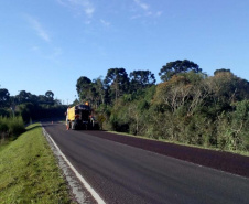 Três rodovias da Região Metropolitana de Curitiba, próximas a Santa Catarina, estão sendo recuperadas pelo Departamento de Estradas de Rodagem do Paraná (DER/PR)