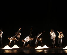 Abertura do 17º Festival de Dança de Londrina.
