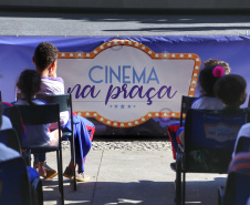 O Governo do Paraná lançou nesta quarta-feira (09) o projeto Cinema na Praça, que beneficiará cidades com até dez mil habitantes que não têm cinemas de rua ou em centros comerciais.Foto: José Fernando Ogura/AEN