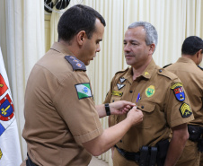 A entrega de medalhas de Mérito Rodoviário e homenagens aos policiais militares marcaram o evento de comemoração pelos 55 anos de criação do Batalhão de Polícia Rodoviária (BPRv) nesta sexta-feira (25), no auditório do Departamento de Estradas e Rodagem, em Curitiba.