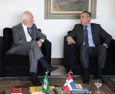 O Governo do Paraná estabeleceu os primeiros contatos para uma futura parceria com a República Dominicana
