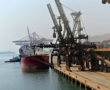 Corredor de exportação do porto paranaense movimenta 20,23 milhões de toneladas superando a marca histórica registrada em 2018, de 19,76 milhões
Foto: Najia Furlan/APPA