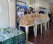 Parceria garante doação de pães e kits de hortaliças em Cascavel. Foto: Depen