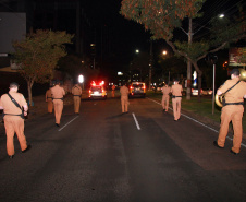 Curitiba, 30 de Abril de 2020. Banda da PMPR faz live pelas ruas da cidade - Soldado Ismael Ponchio.