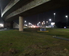 Viaduto de Paranaguá recebe novamente iluminação pública.Foto:DER