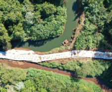 Sanepar faz dragagem e armazenamento de resíduos do Rio Cascavel. Foto:Sanepar